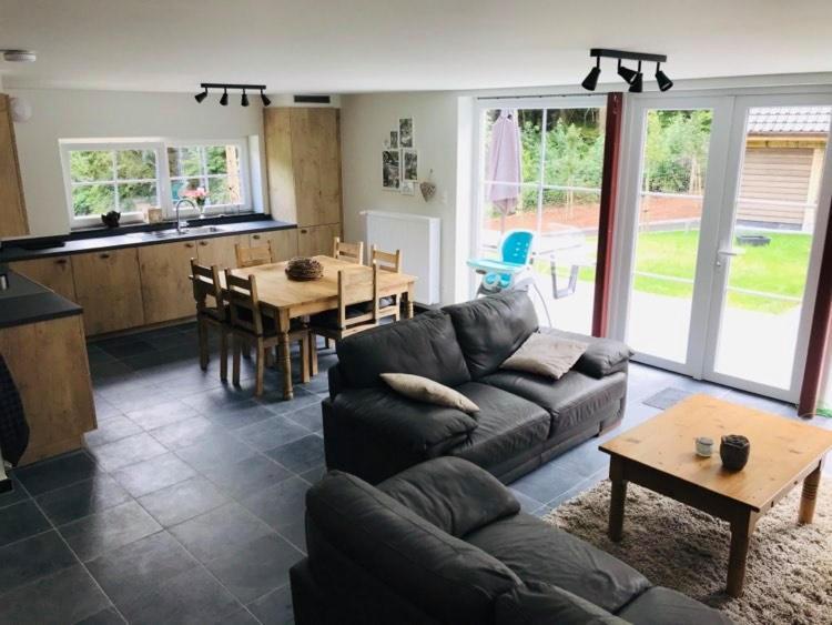 Vakantiewoning D'Hoppe Flobecq Eksteriør bilde